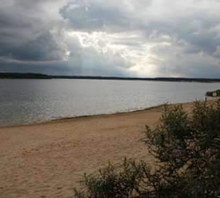 Hauptstrand am See