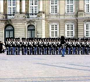 Königliche Garde beim Wachwechsel