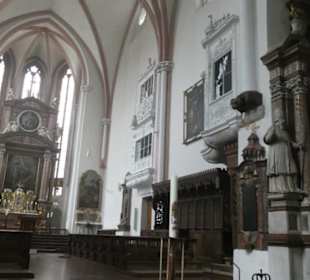 Innenbesichtigung der Stiftskirche