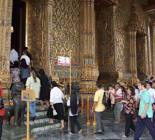 Prasart Phra Thepbidorn (Königliches Pantheon) 