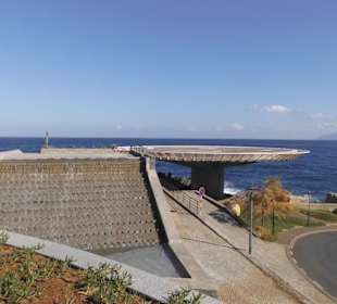 Sogar einen Hubschrauber Landeplatz gibt es hier.