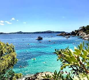 Bucht von Cala Fornells	