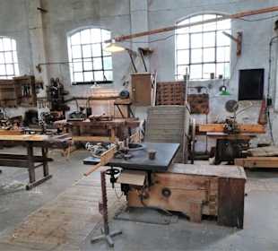 Rundgang durch das Tischlerei-Museum