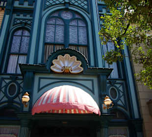 Viel Disney aber nur Geschäfte