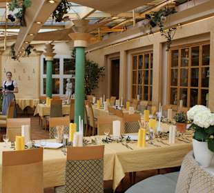 Familienfeiern im Kurcafe