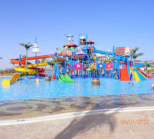 Große Rutschenanlage