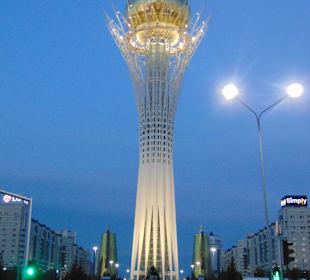 Bayterek Turm in Astana