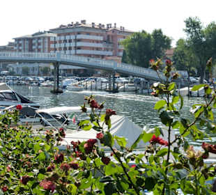 Fußgängerbrücke in Grado