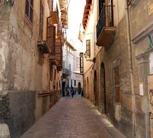 Gasse in der Altstadt von Palma de Mallorca