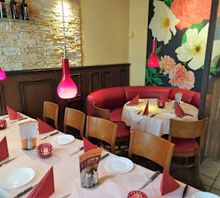 Blick in die Gasträume des "Amico"