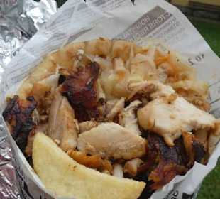 Leckeres Gyros "to go" vom Rest. Sparta