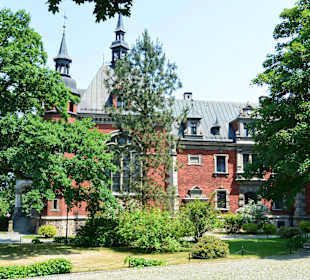 Zespół pałacowo-parkowy w Pławniowicach