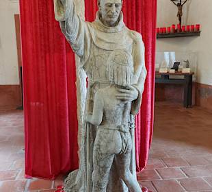 Statue St. John von Capistrone mit Indianerjungen