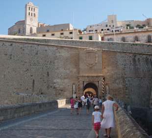 Eingang zu Dalt Villa, Ibiza Stadt