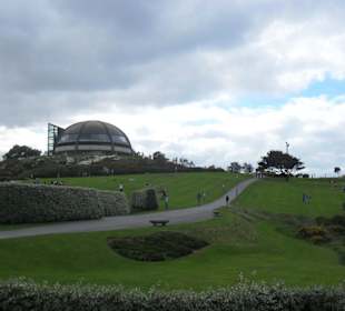 Vista del parque y la cúpula
