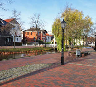 Spaziergang durch das Zentrum von Papenburg