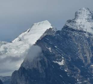 Blick auf Eiger und Mönch