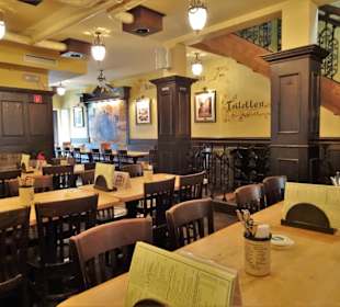 Die Gasträume des Bierhaus en d’r Salzgass
