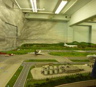 Knuffingen - Airport