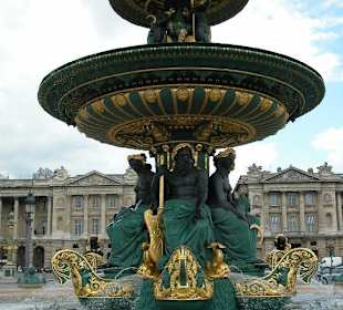 Brunnen auf dem Place de la Concorde