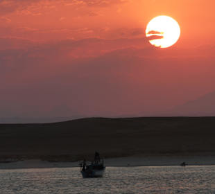 Übernachten auf dem Roten Meer...