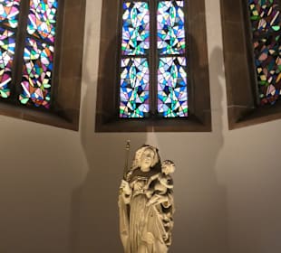 Die Stiftskirche in Baden-Baden am Marktplatz