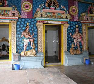 Zentrum der Tempelanlage Surya Oudaya Sangam