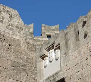 Rhodos - opevnění s příkopem