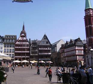 Römerberg mit Fachwerkhäusern & Nikolaikirche