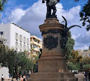 Paseo de Vara de Rey in Ibiza Stadt / Eivissa