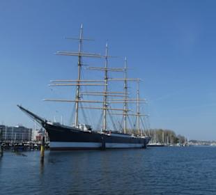 Fahrt mit der Priwall-Fußgängerfähre über die Trav