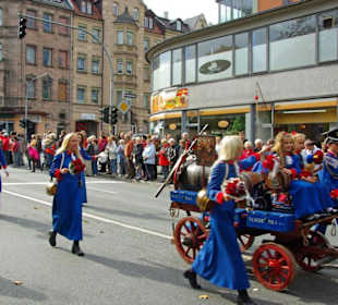 Umzug Michaeliskirchweih in Fürth