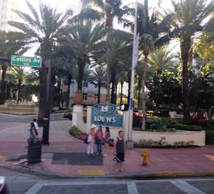 Blick auf die Collins Avenue