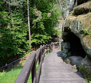 Wejście do zamku Rotštejn