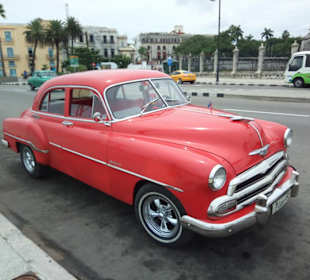Für Oldtimerfans ist Havanna ein Pflichtaufgabe