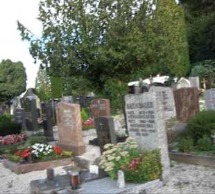 Haupt- und Waldfriedhof