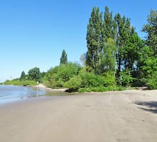 Eindrücke vom Strand am Rissener Ufer