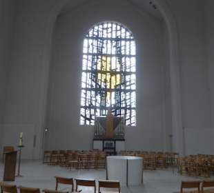 Die Antonskirche, erbaut zwischen 1950 und 1952
