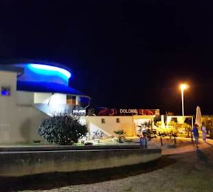 Sehr großes Gebäude