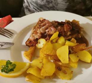Schweinesteak "Bierbrauer Art" , 12,90 €