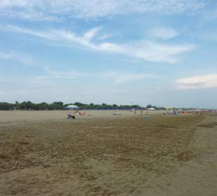 Schöner sauberer Strand