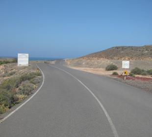 Da geht's lang, gleich vor La Pared rechts.