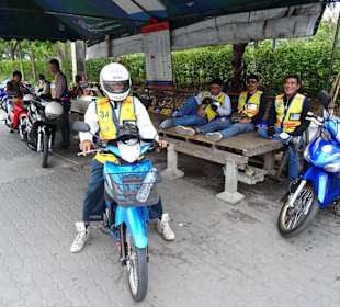 Warten auf Kundschaft