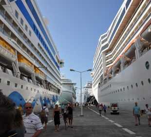 Treffen der Kreuzfahrtriesen