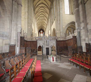 Blick in das Kirchenscihff