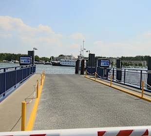 Priwallfähre an der Vorderreihe