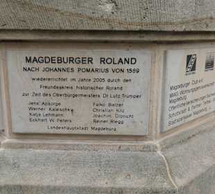 Der Magdeburger Roland von 2005 beim Alten Rathaus