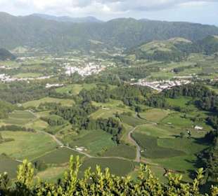 Blick vom Pico do Ferro auf Furnas