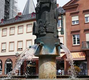 Der Brunnen auf dem Laichhofsplatz