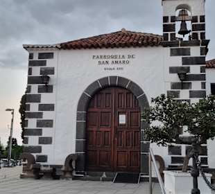 Iglesia de San Amaro